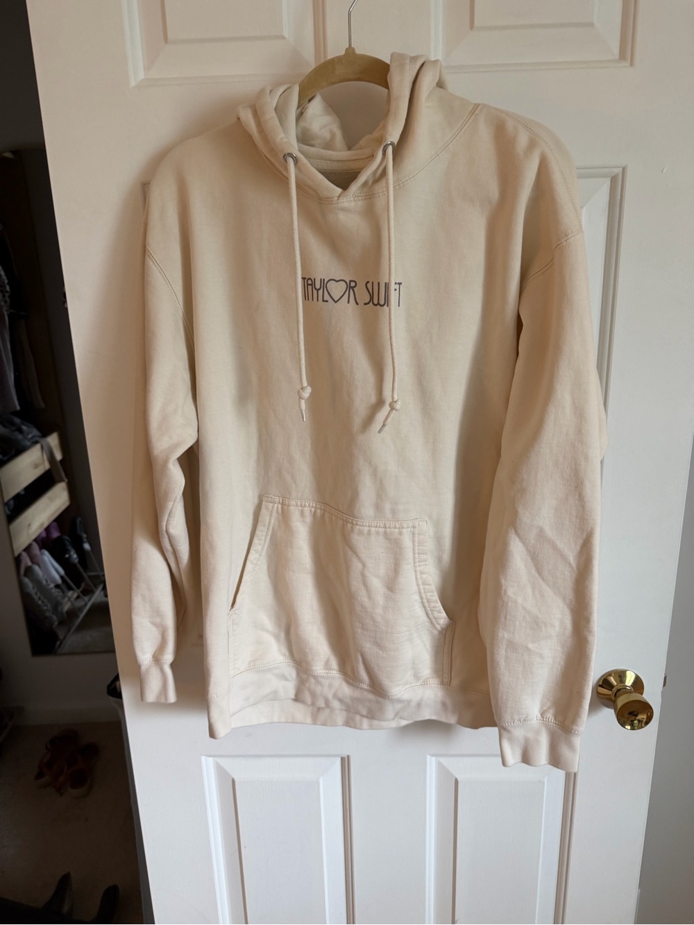 Taylor Swift The Eras Tour 2023 Beige Logo Hoodie L Official Merch Pullover - Picture 4 of 6